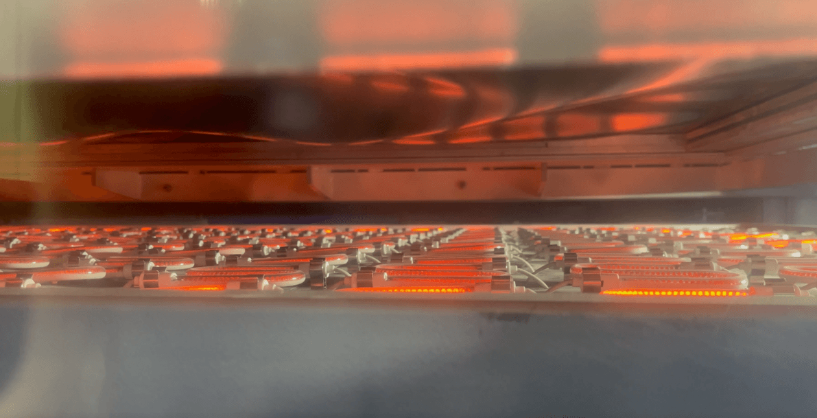 heating system of thermoforming machine